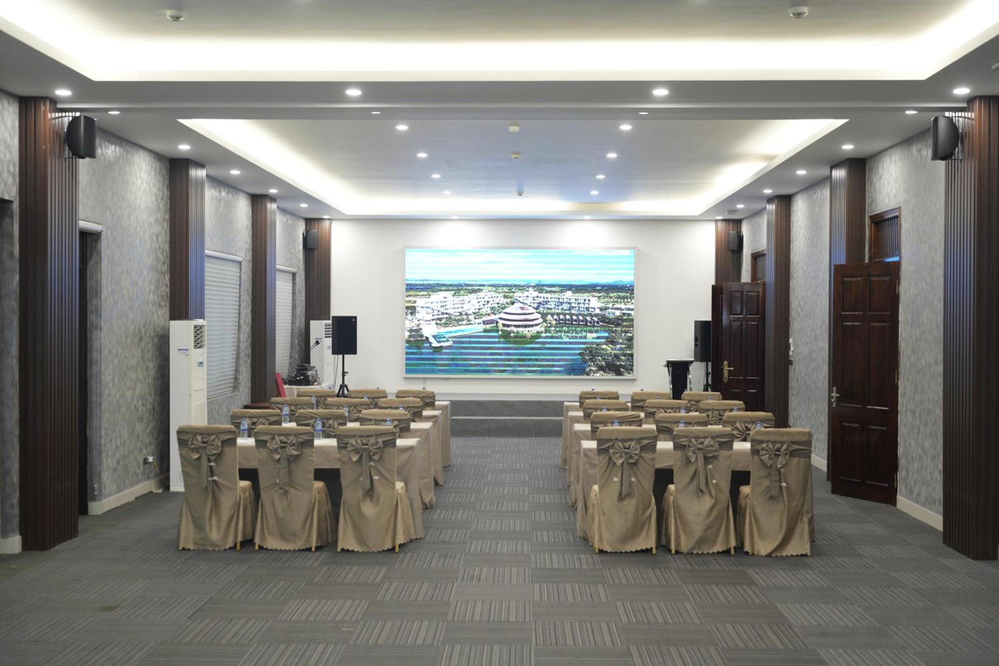 Wyndham Grand Vedana Ninh Binh Resort エクステリア 写真