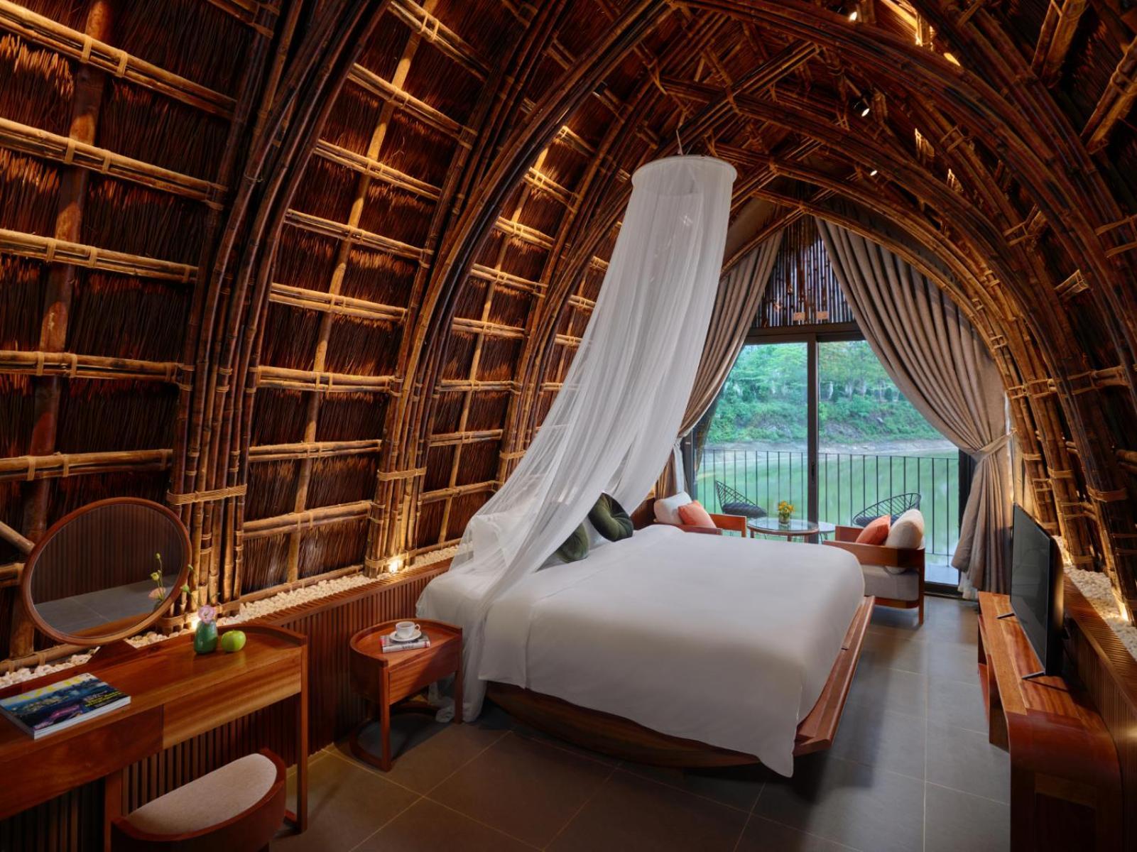 Wyndham Grand Vedana Ninh Binh Resort エクステリア 写真